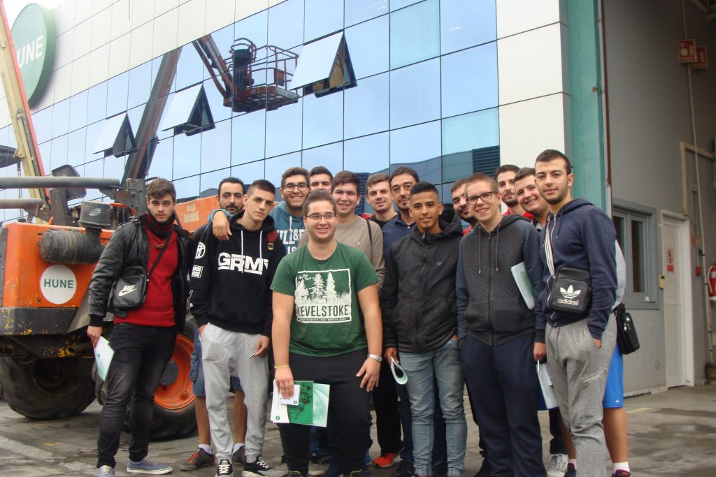 VISITA DE ESTUDIOS A LA EMPRESA HUNE