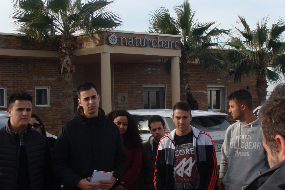 ALUMNOS DE AGRARIA A NATURCHARC