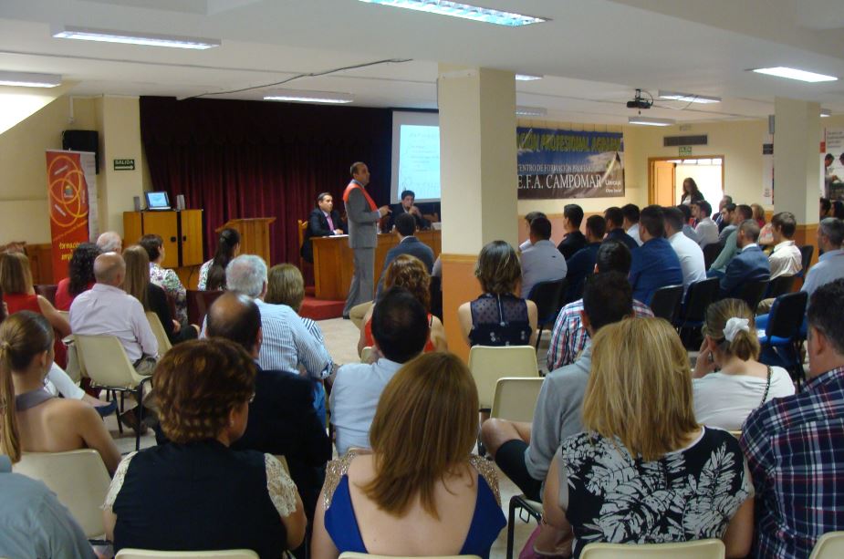 LA FAMILIA EFA CAMPOMAR 