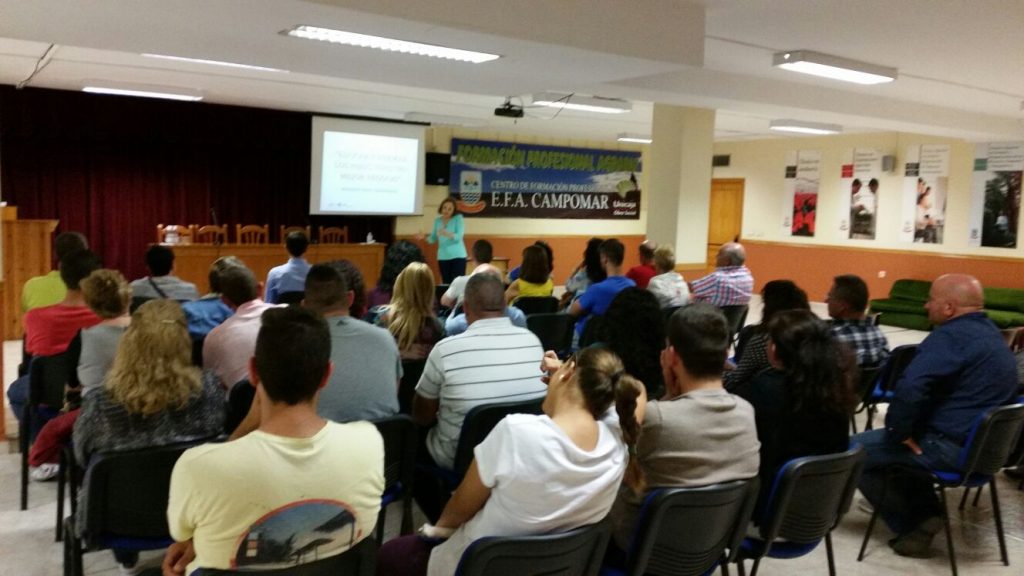 REUNIÓN TRIMESTRAL DE PADRES